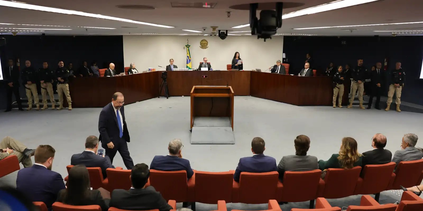 stf-comeca-a-julgar-hoje-sete-reus-do-nucleo-4-da-trama-golpista