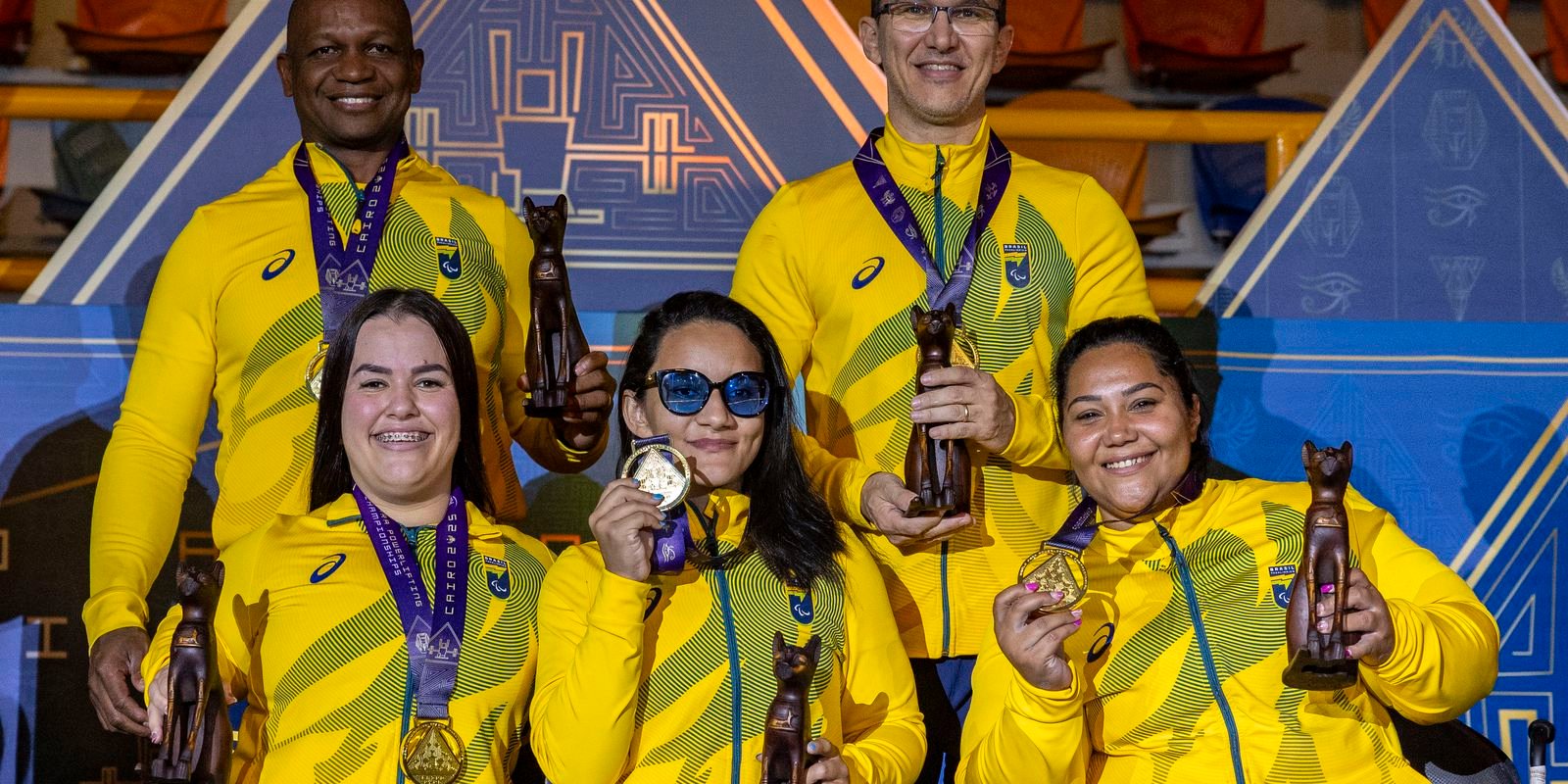 brasil-fecha-mundial-de-halterofilismo-com-ouro-nas-equipes-femininas