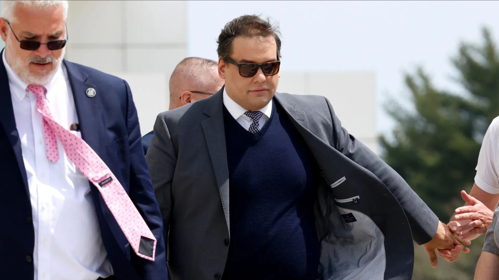 george-santos-deixa-prisao-nos-eua-apos-‘perdao’-de-trump