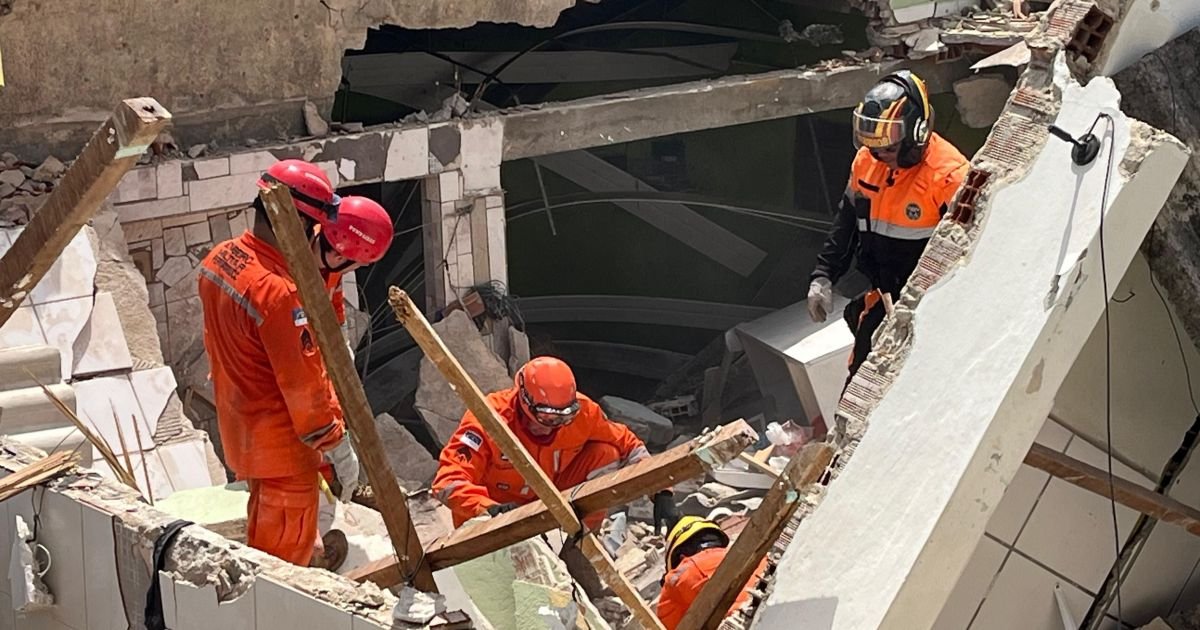 prefeitura-realiza-nova-vistoria-em-area-de-desabamento-em-olinda-(pe)