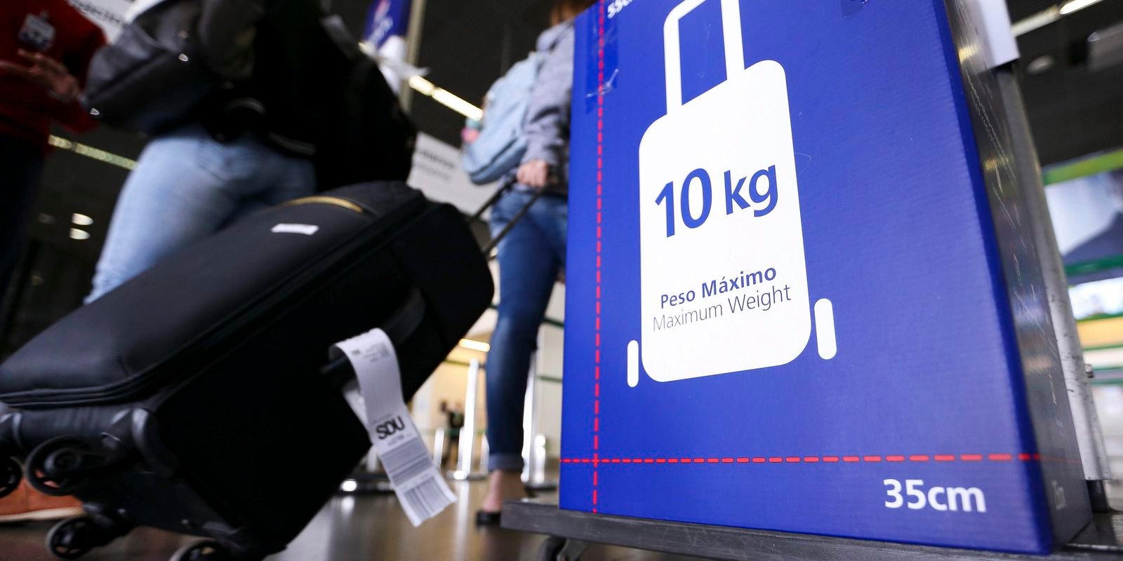 camara-aprova-urgencia-de-pl-contra-cobranca-de-bagagem-de-mao-em-voos