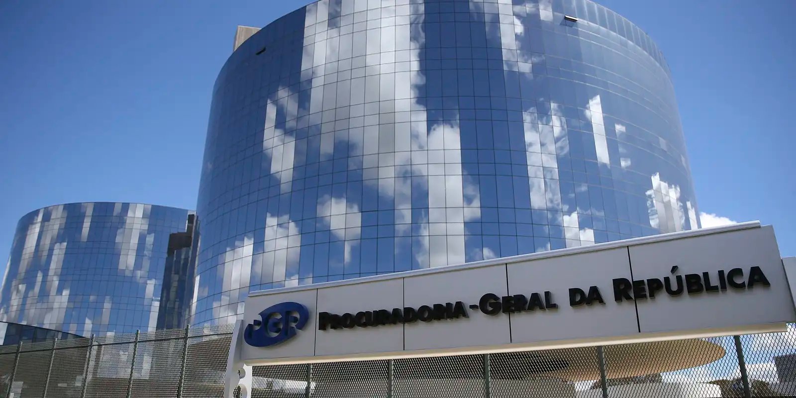 mpf-recorre-para-barrar-exploracao-de-petroleo-na-bacia-do-amazonas