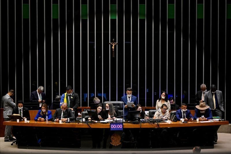 pl-antifaccao:-oposicao-ve-projeto-do-governo-como-“aspirina-para-cancer”