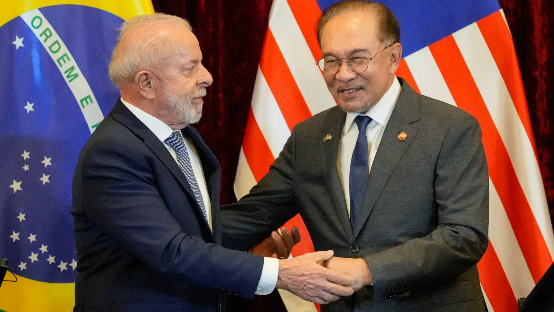 lula-diz-que-relacao-com-a-malasia-“muda-de-patamar”-e-assina-pacote-de-cooperacao