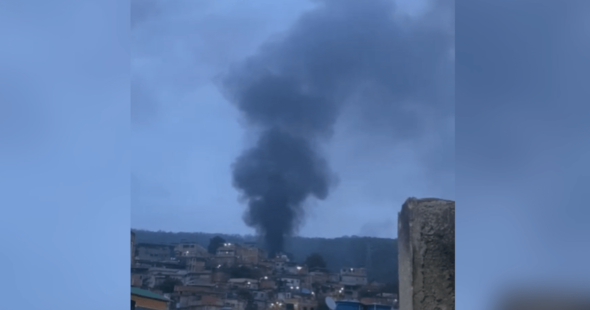 veja-momento-em-que-drone-do-cv-arremessa-bomba-durante-megaoperacao-no-rj