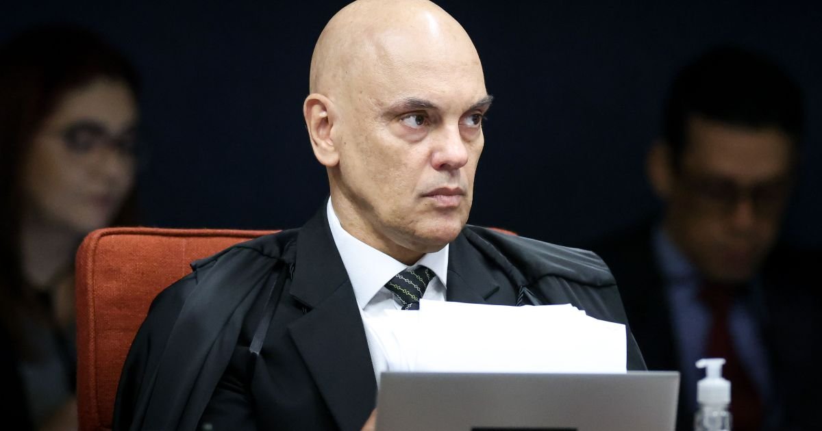 moraes-cobra-explicacoes-da-defesa-de-martins-por-tornozeleira-eletronica