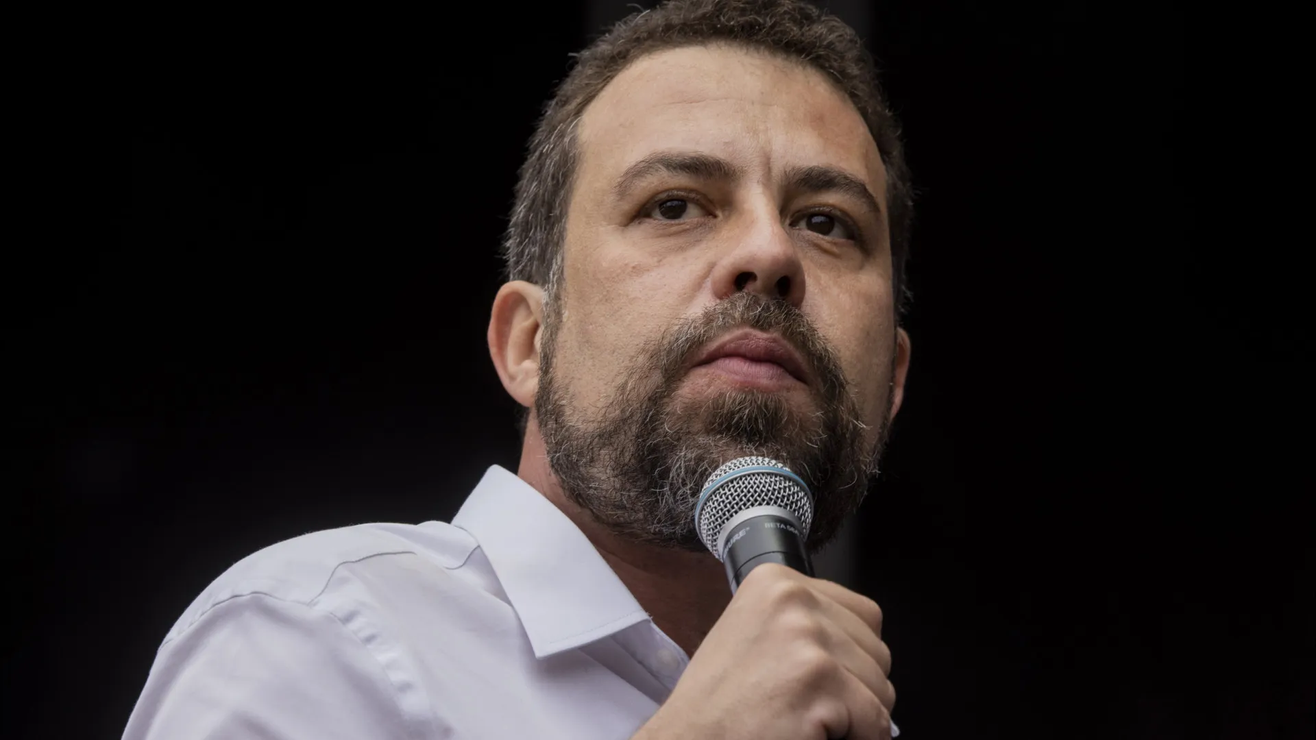 “cabeca-do-crime-organizado-nao-esta-no-barraco-da-favela”,-diz-boulos