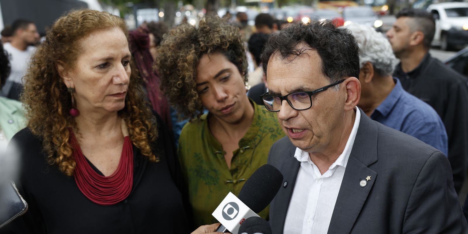 comissao-da-camara-quer-investigacao-federal-sobre-operacao-no-rio