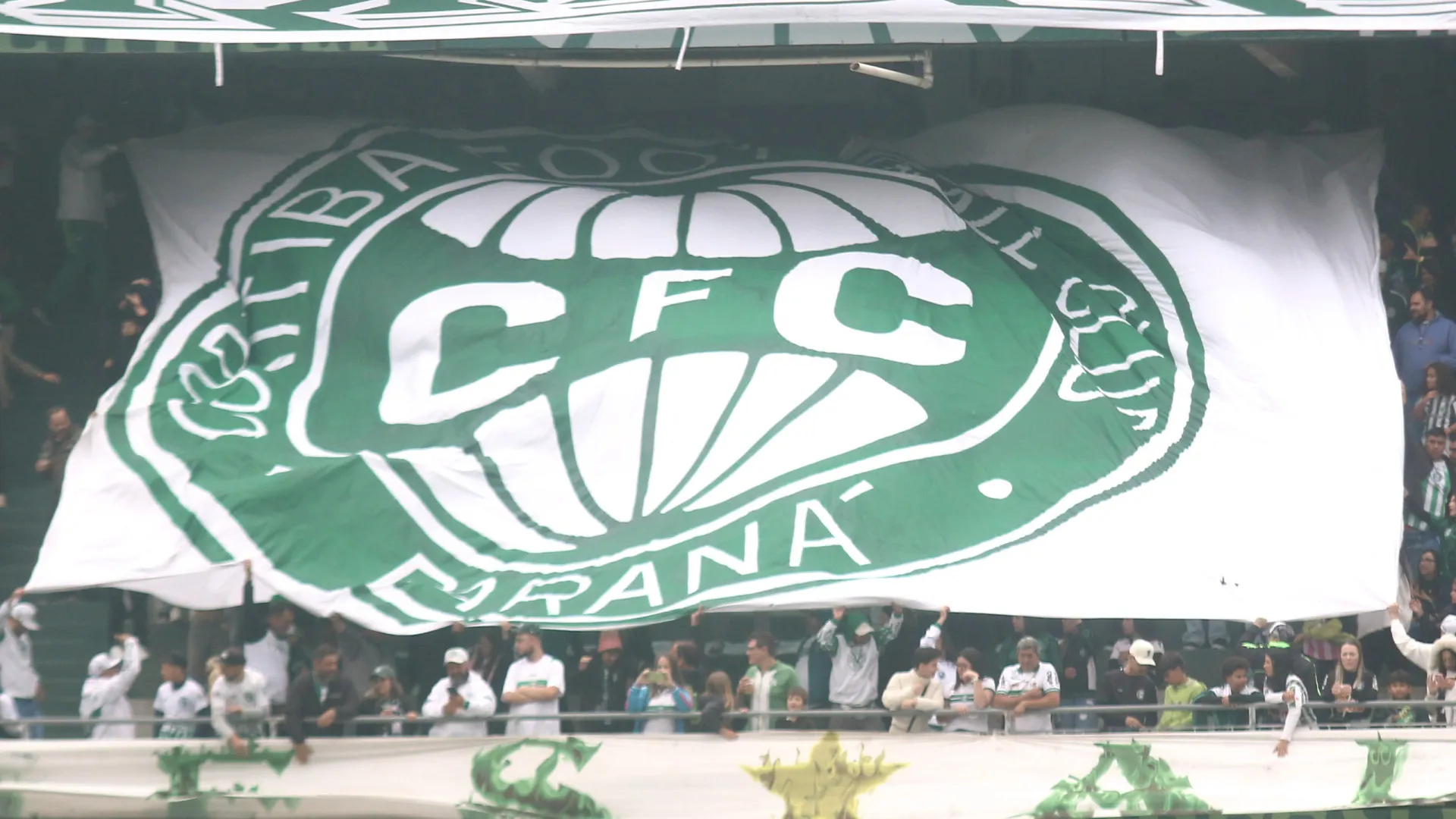 coritiba-abre-35a-rodada-na-serie-b-de-olho-no-acesso-e-paysandu-pode-ser-rebaixado-a-serie-c