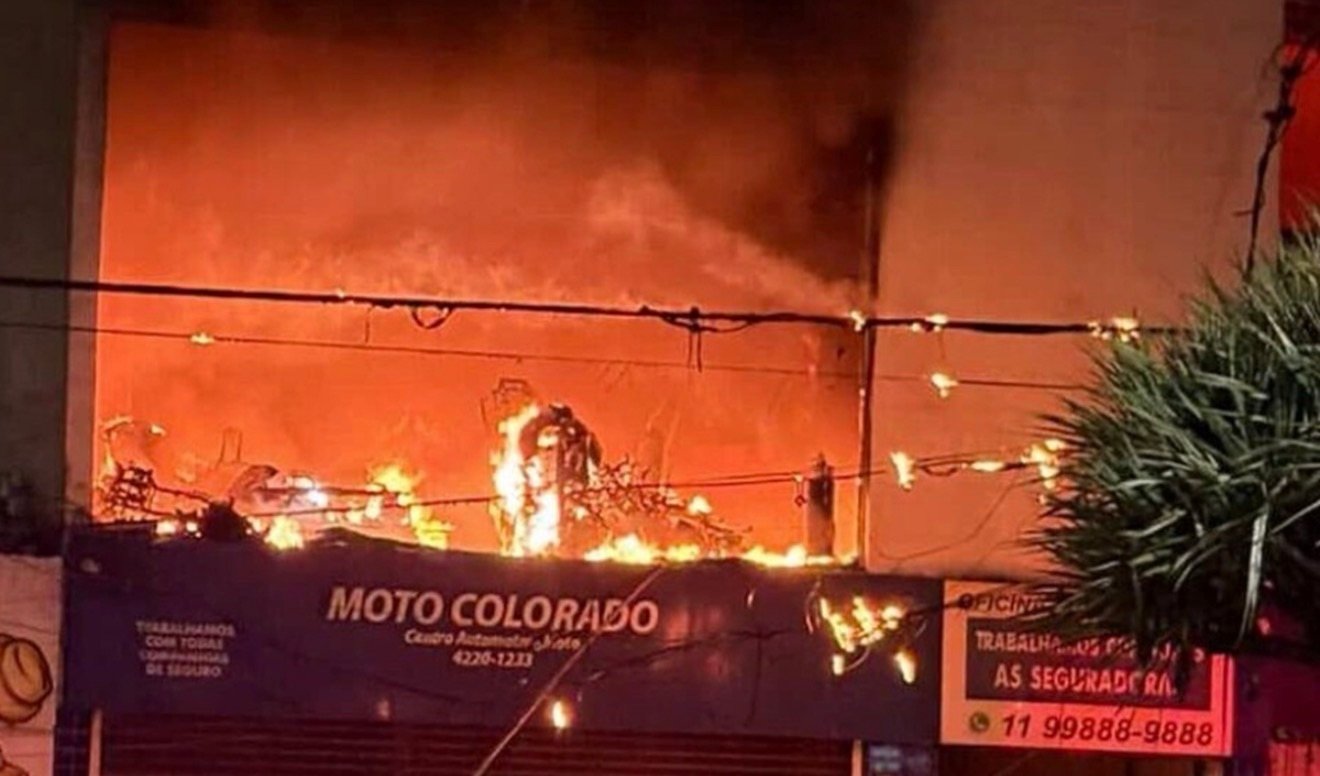 incendio-destroi-oficina-em-sao-caetano
