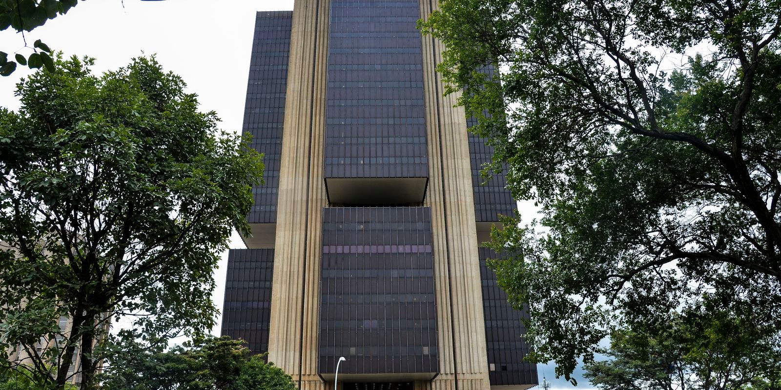 bc-mantem-juros-basicos-em-15%-ao-ano-pela-terceira-vez-seguida