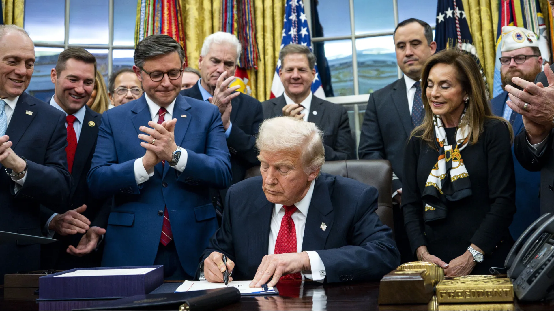 governo-federal-dos-eua-volta-a-funcionar-apos-assinatura-de-donald-trump