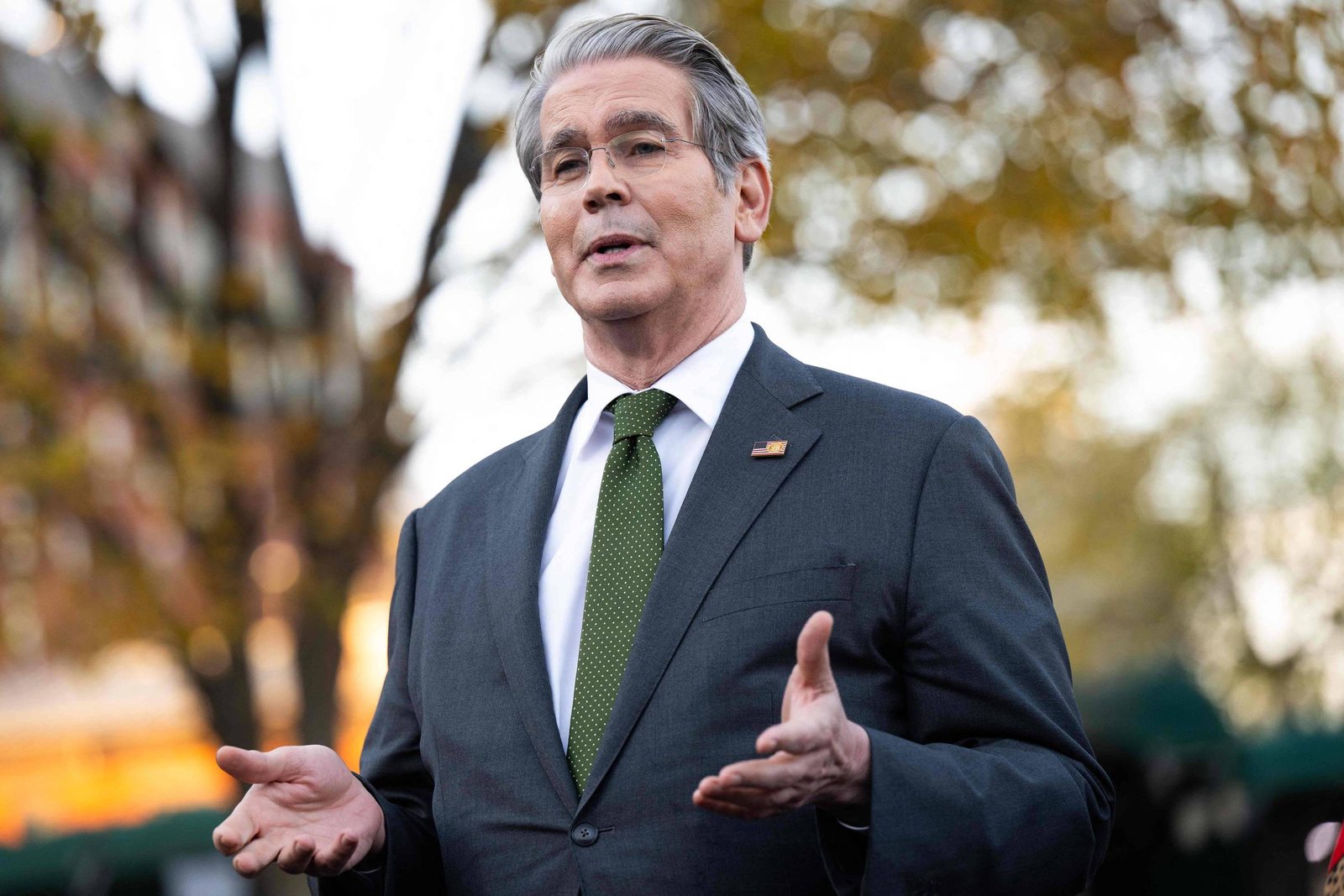 acordo-com-china-sobre-terras-raras-sera-concluido-ate-dia-27,-diz-secretario-de-comercio-dos-eua