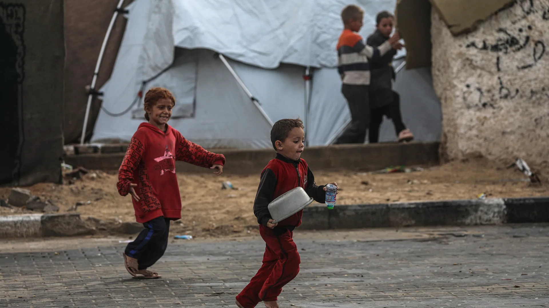 2024-foi-o-pior-ano-para-as-criancas-desde-a-ii-guerra-mundial