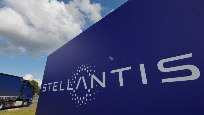 ceo-da-stellantis:-produtividade-no-brasil-e-limitada,-mas-ha-interesse