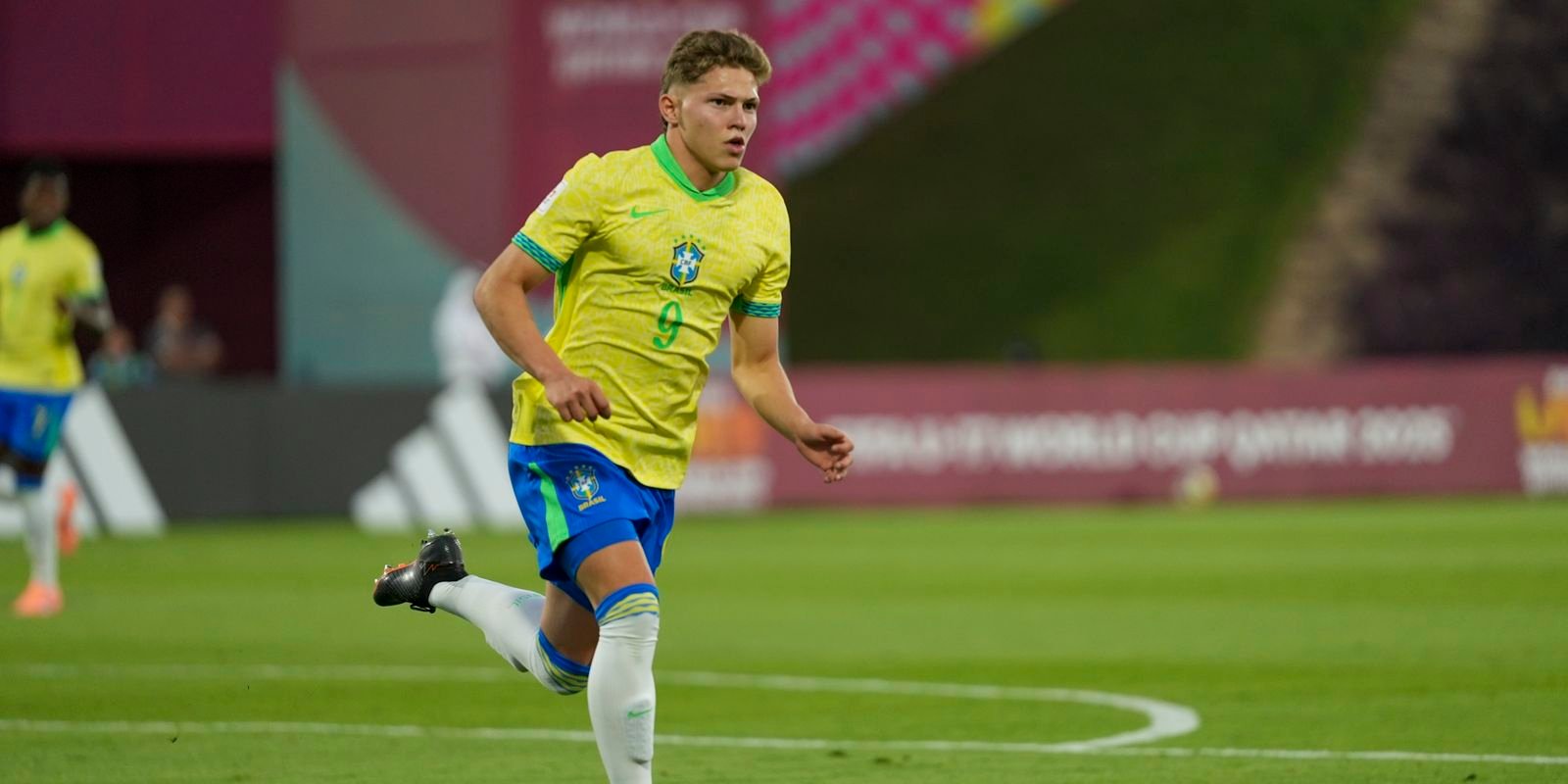 brasil-marca-no-ultimo-minuto-e-garante-vaga-na-semi-do-mundial-sub-17