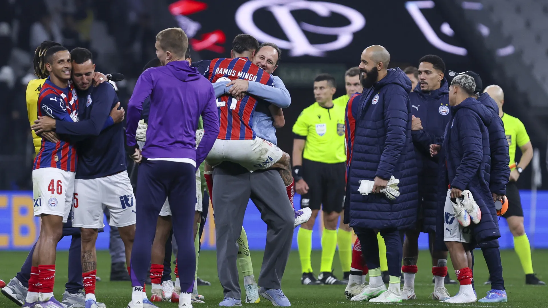 mirando-uma-vaga-na-proxima-libertadores,-bahia-recebe-o-vasco