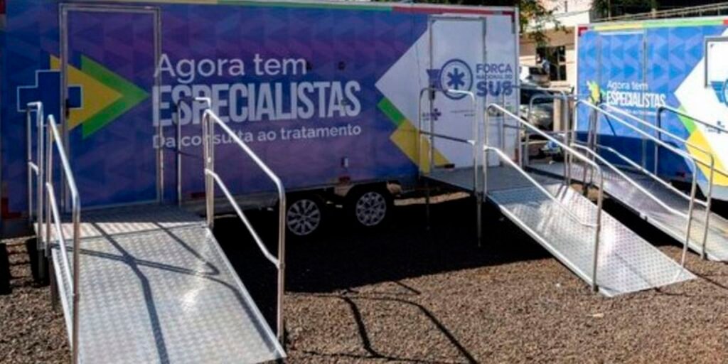 saude-instala-consultorios-moveis-em-cidade-devastada-por-tornado