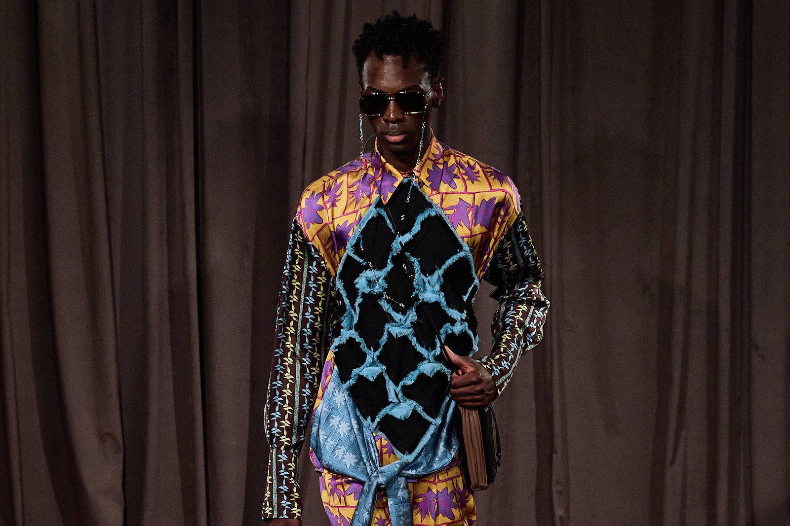 misci-e-isay-weinfeld-transformam-o-cine-maraba-em-passarela-de-moda