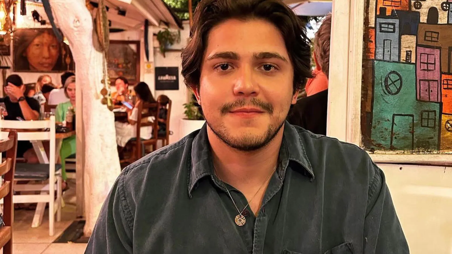 cantor-denuncia-morte-do-cao-apos-fogos-na-final-da-libertadores