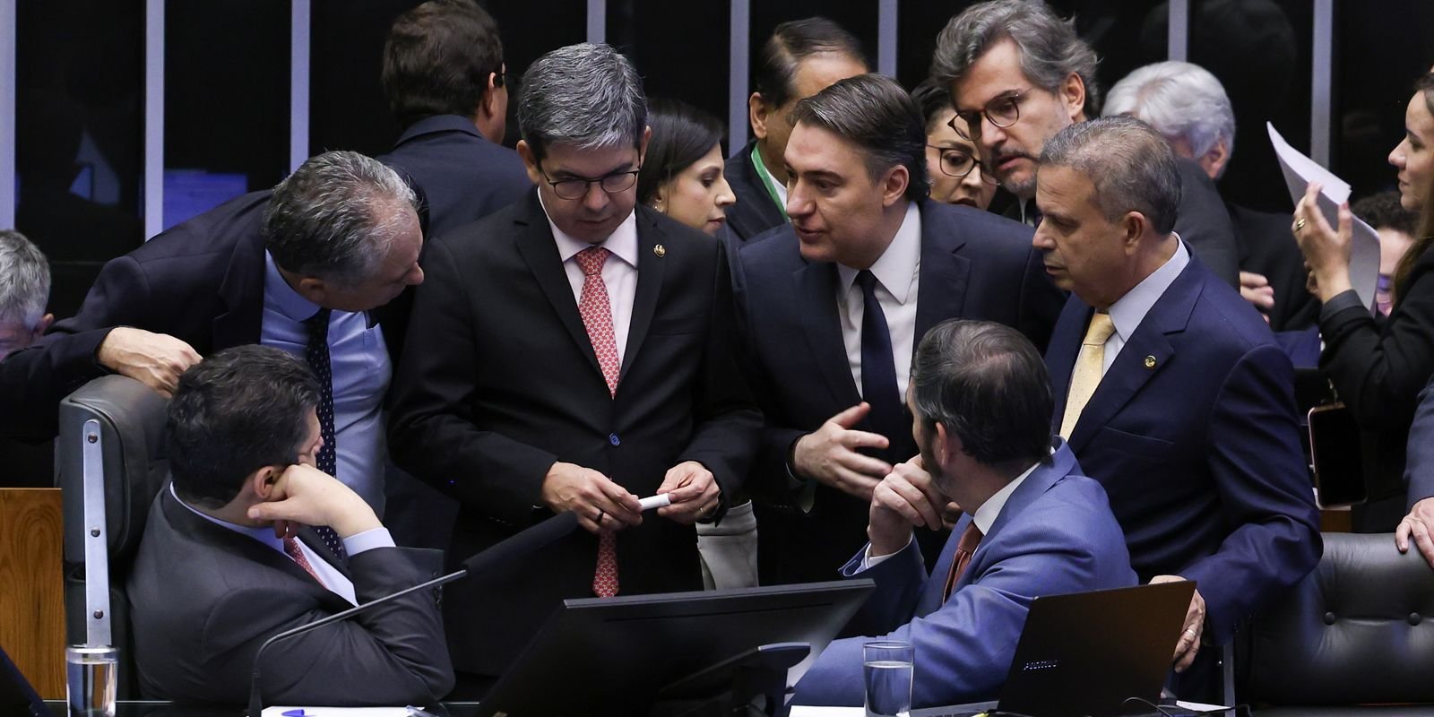 com-4-meses-de-atraso,-ldo-e-aprovada-pelo-congresso-nacional