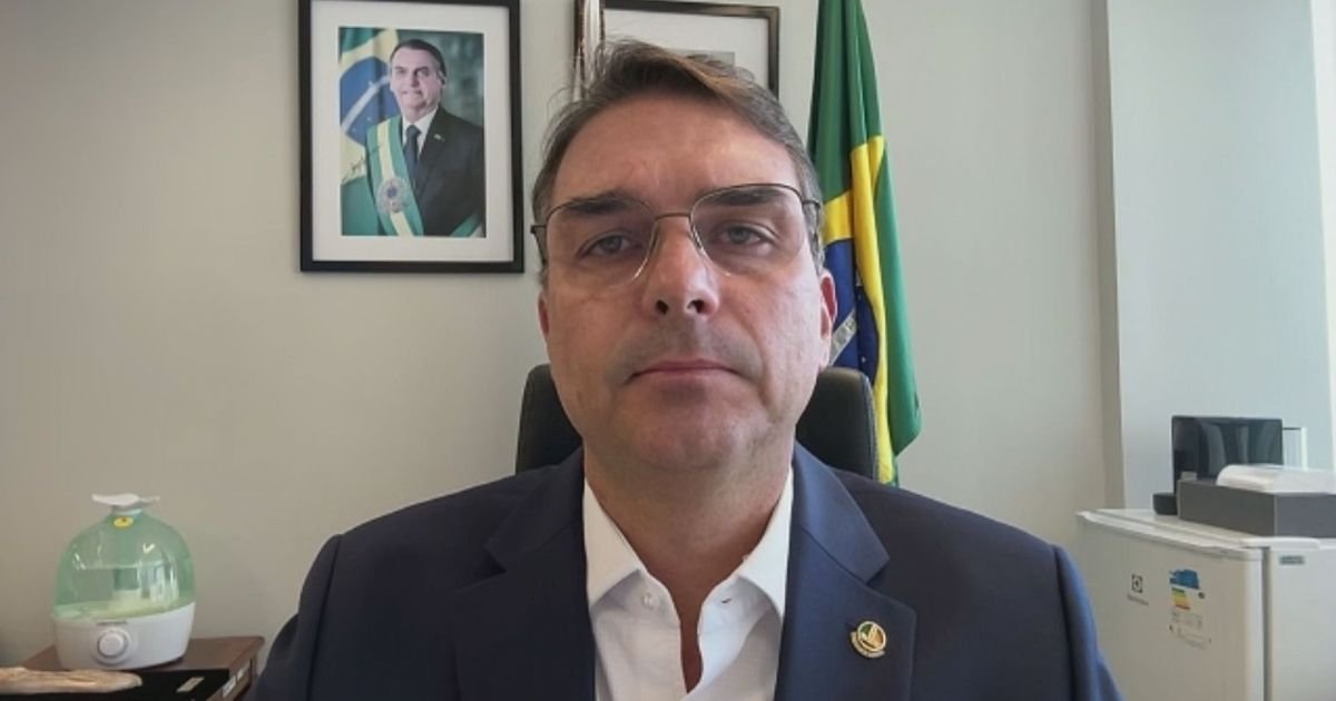 flavio-diz-que-seu-plano-economico-e-retomar-gestao-bolsonaro