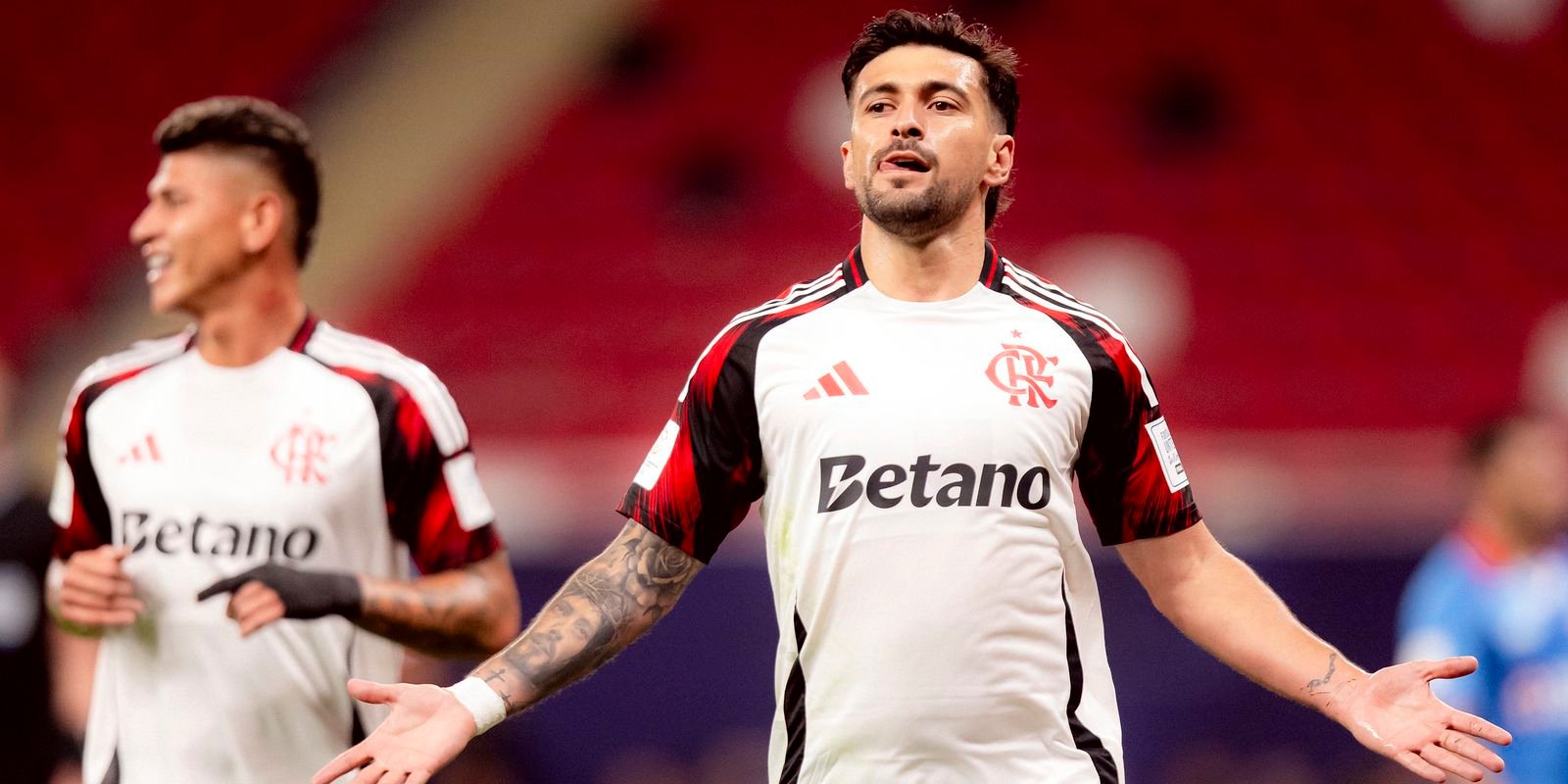 arrascaeta-brilha-e-flamengo-avanca-a-semi-da-copa-intercontinental