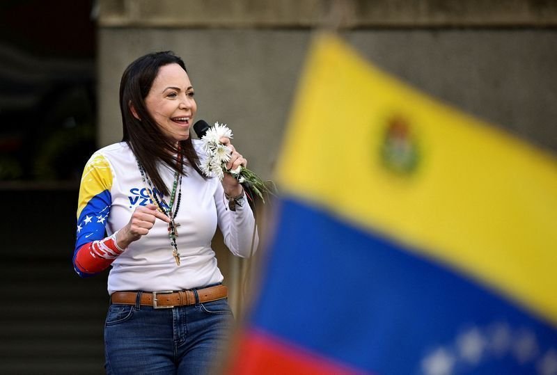 maria-corina-diz-que-transicao-do-governo-de-maduro-e-“irreversivel”