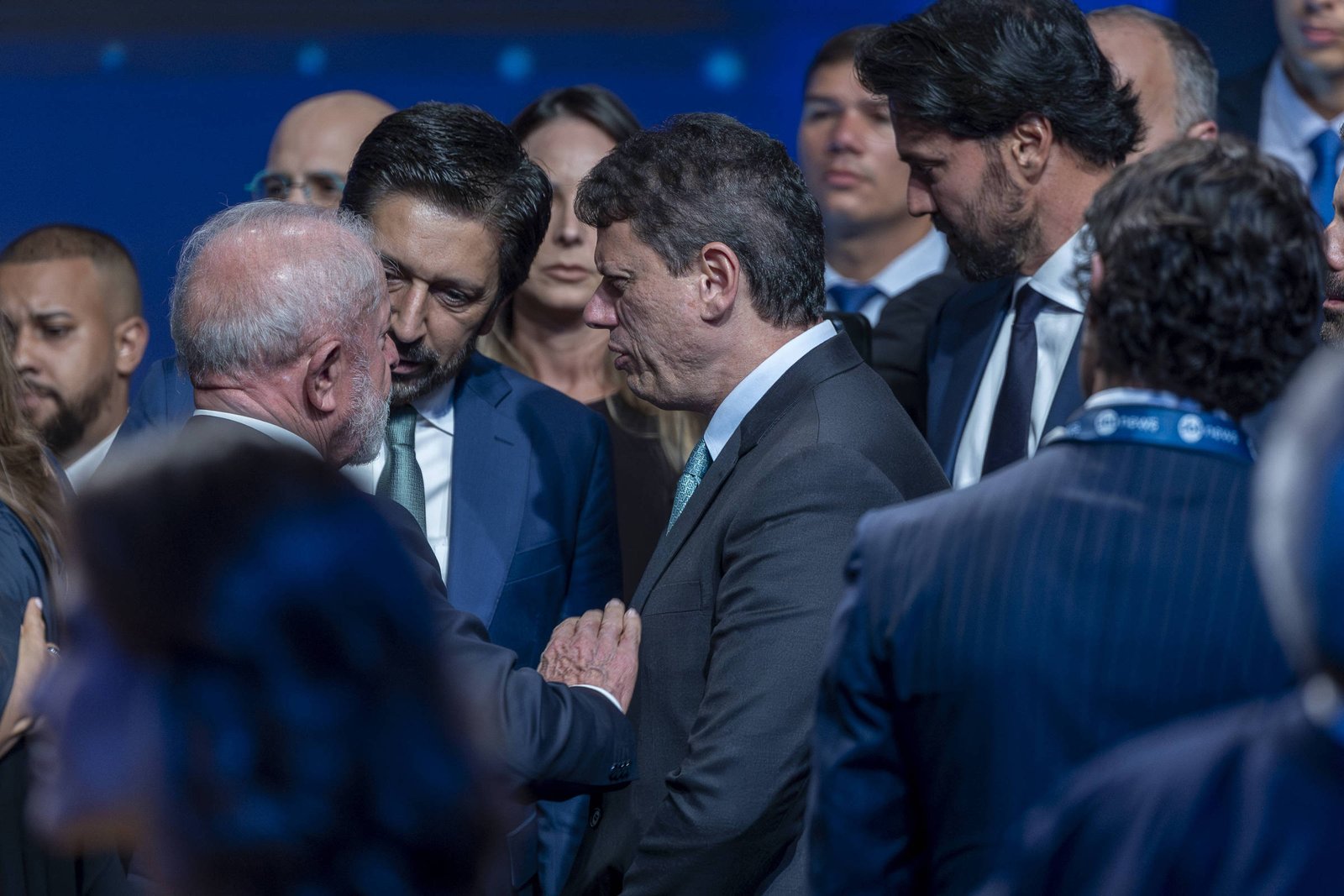 lula-promete-enviar-ministro-a-sp-para-discutir-crise-de-energia-com-nunes-e-tarcisio