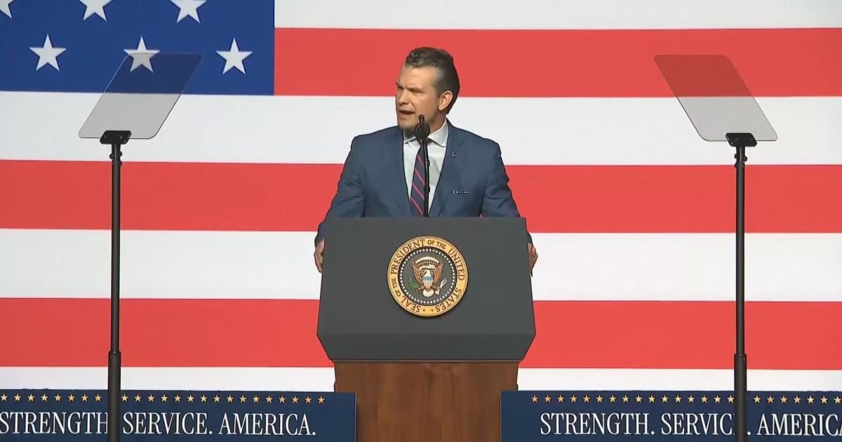 analise:-ataque-duplo-dos-eua-no-caribe-gera-controversias-no-governo-trump