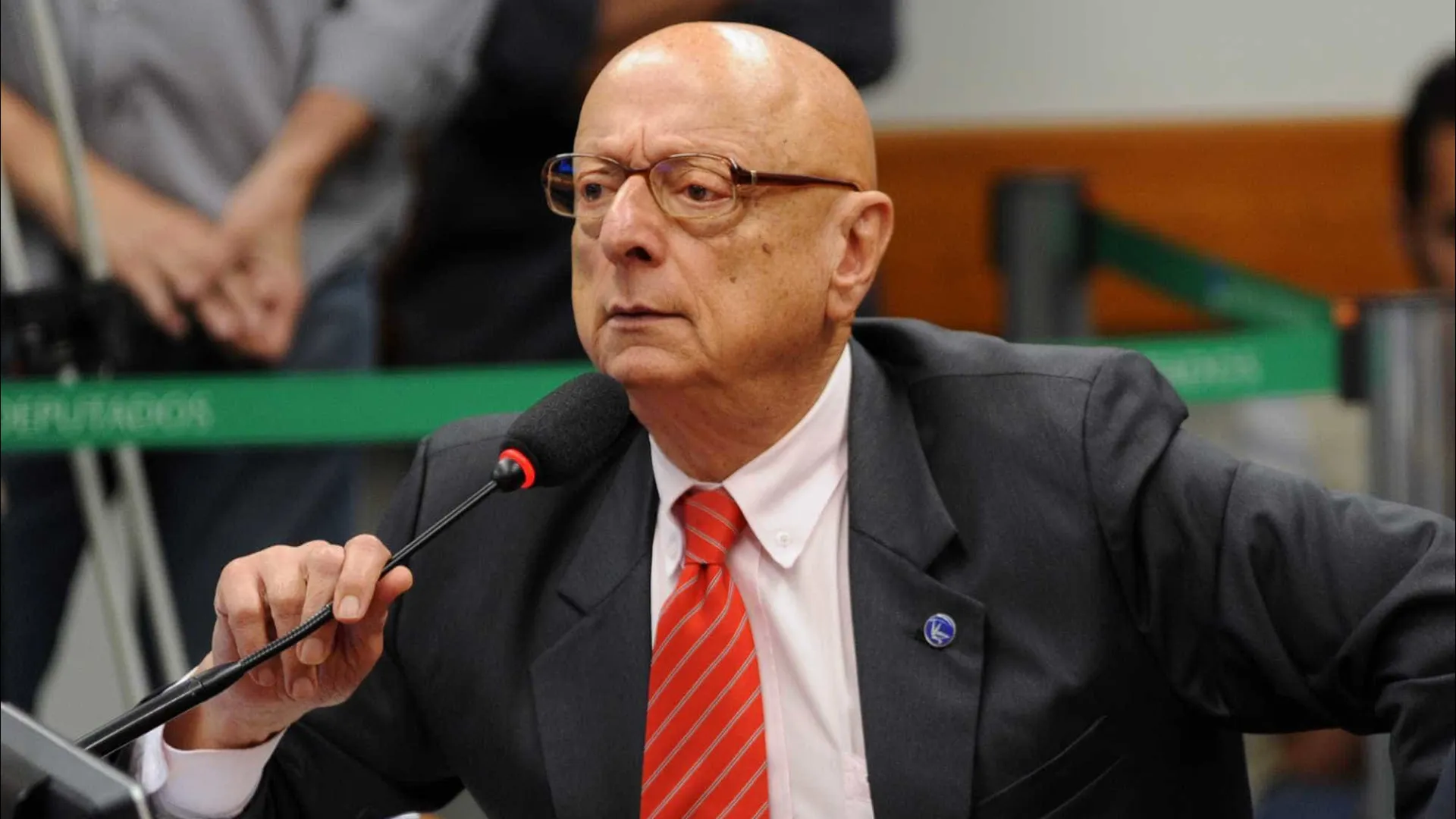 ccj-do-senado-aprova-pl-da-dosimetria-e-plenario-pode-votar-ainda-hoje