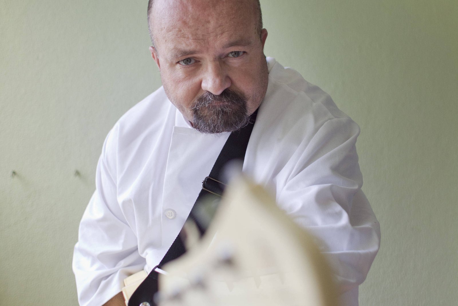 garotos-podres-diz-que-foi-alvo-de-inquerito-pela-musica-‘papai-noel,-velho-batuta’