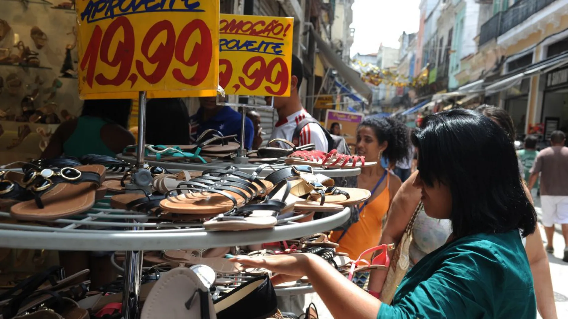 medianas-das-previsoes-para-ipca-de-2025-e-de-2026-recuam-na-pesquisa-firmus-do-bc