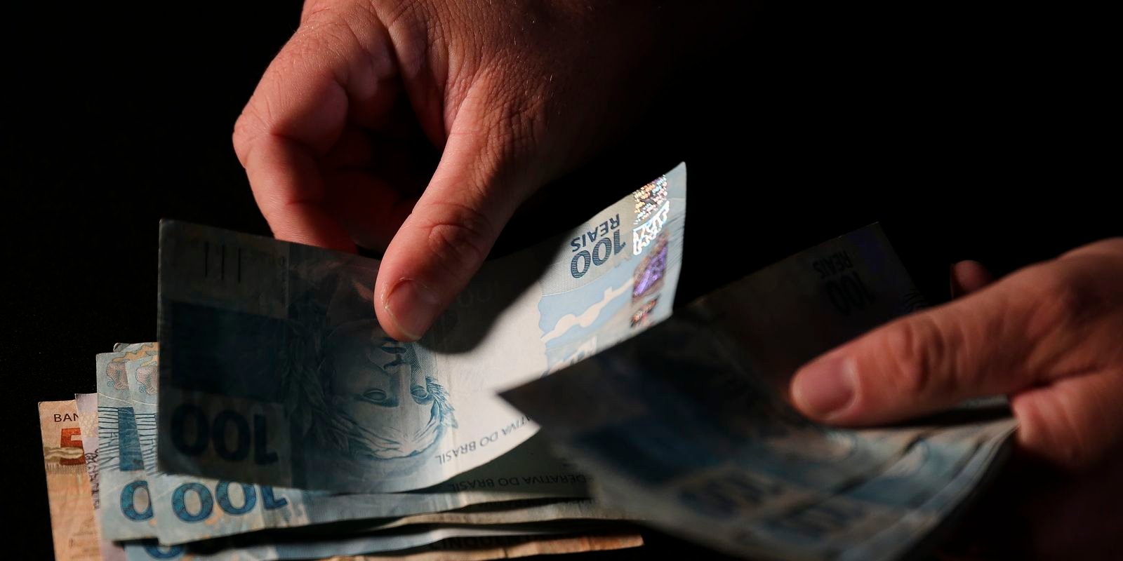 governo-libera-saldo-do-fgts-retido-pelo-saque-aniversario