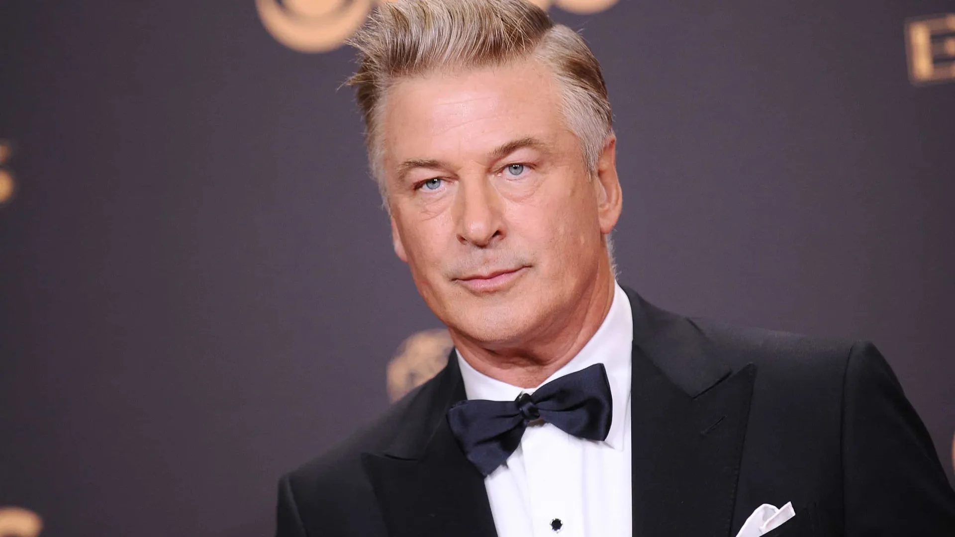 alec-baldwin-enfrenta-problemas-de-saude-mental-apos-incidente-em-“rust”