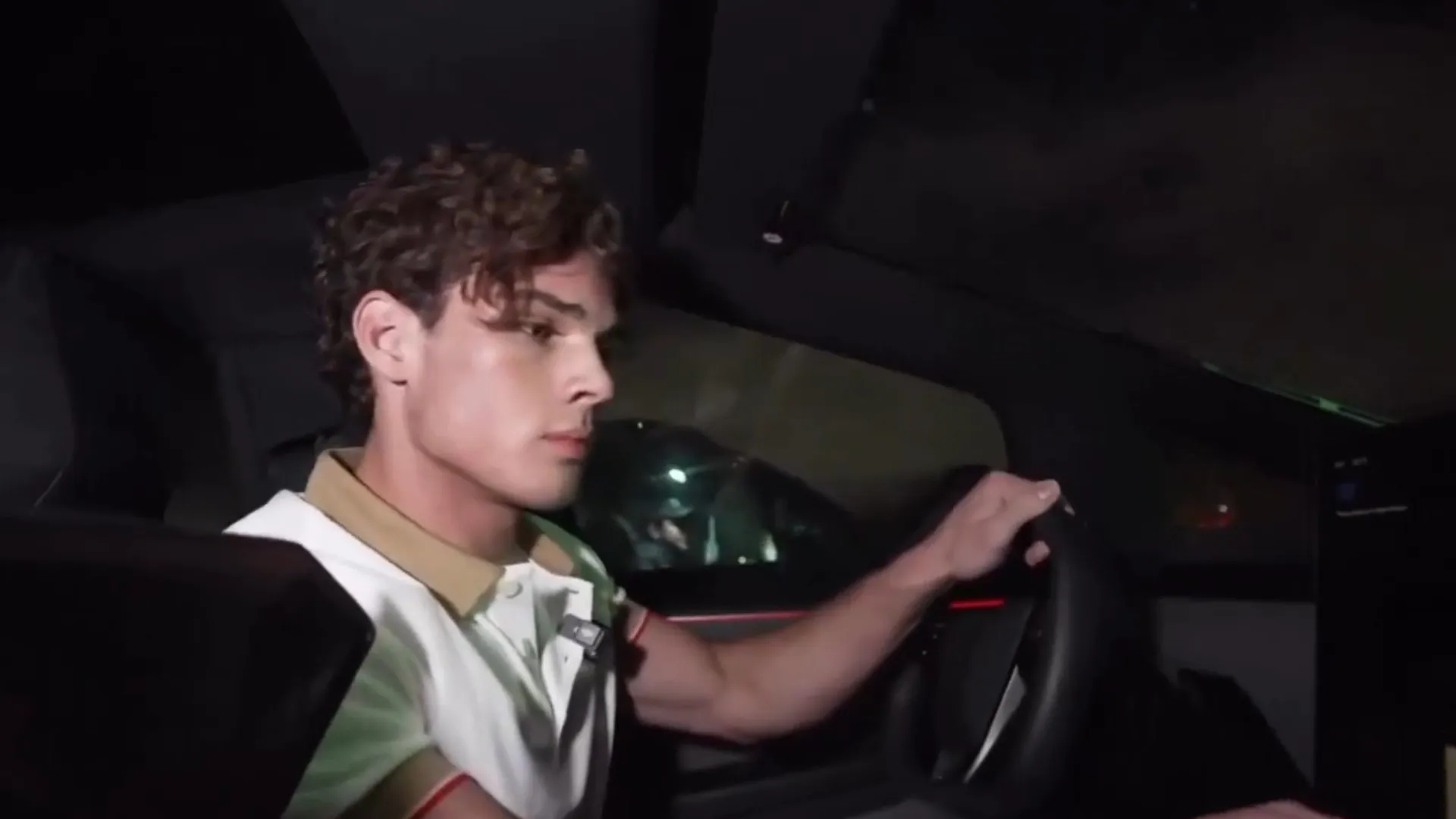 “esta-morto?-esperemos-que-sim”:-streamer-atropela-homem-durante-live