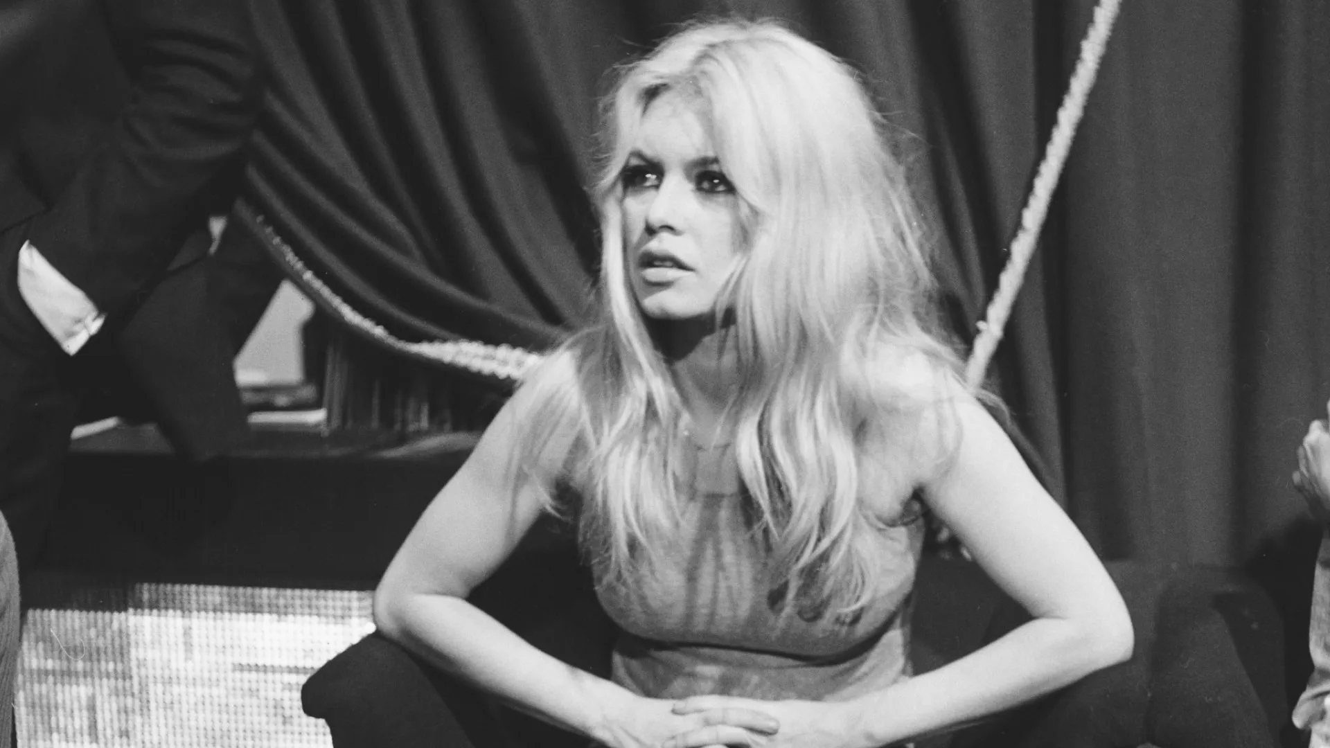 brigitte-bardot-virou-letra-de-caetano-veloso-e-pos-buzios-na-rota-do-turismo-mundial