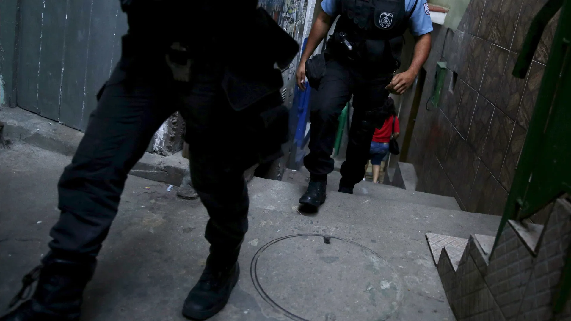 deputado-vai-a-justica-para-derrubar-“gratificacao-faroeste”-no-rio