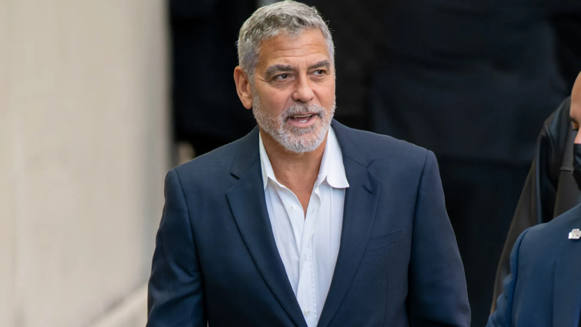 george-clooney-ganha-cidadania-francesa-apos-fala-sobre-proteger-filhos-de-paparazzi
