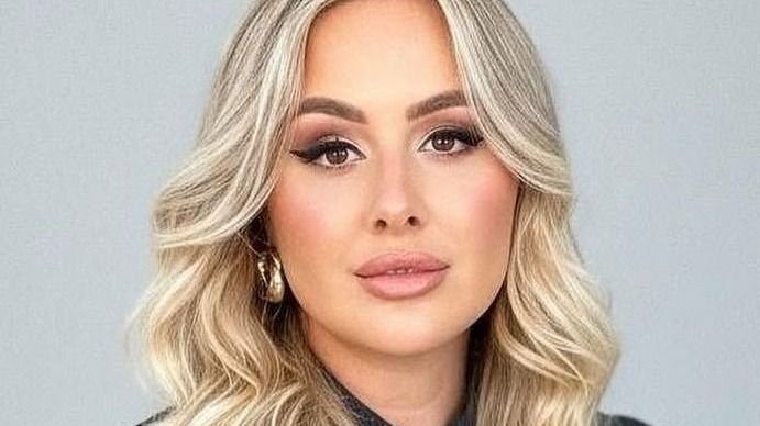 ex-bbb-patricia-leitte-anuncia-gravidez-aos-40-anos