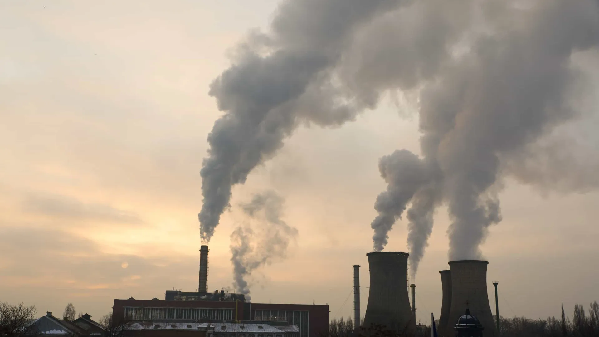 mudanca-climatica-deixa-eventos-mais-extremos-em-2025-e-expoe-desigualdade