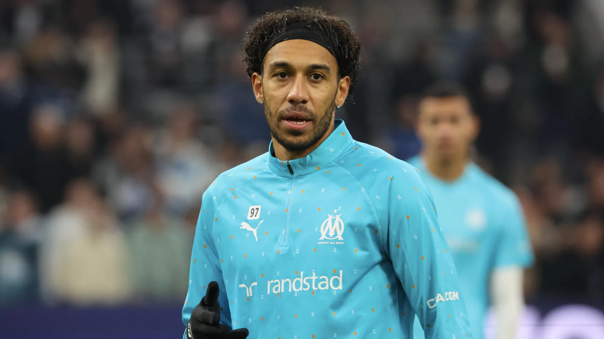 governo-de-pais-africano-suspende-ex-barca-e-arsenal-da-selecao-apos-vexame