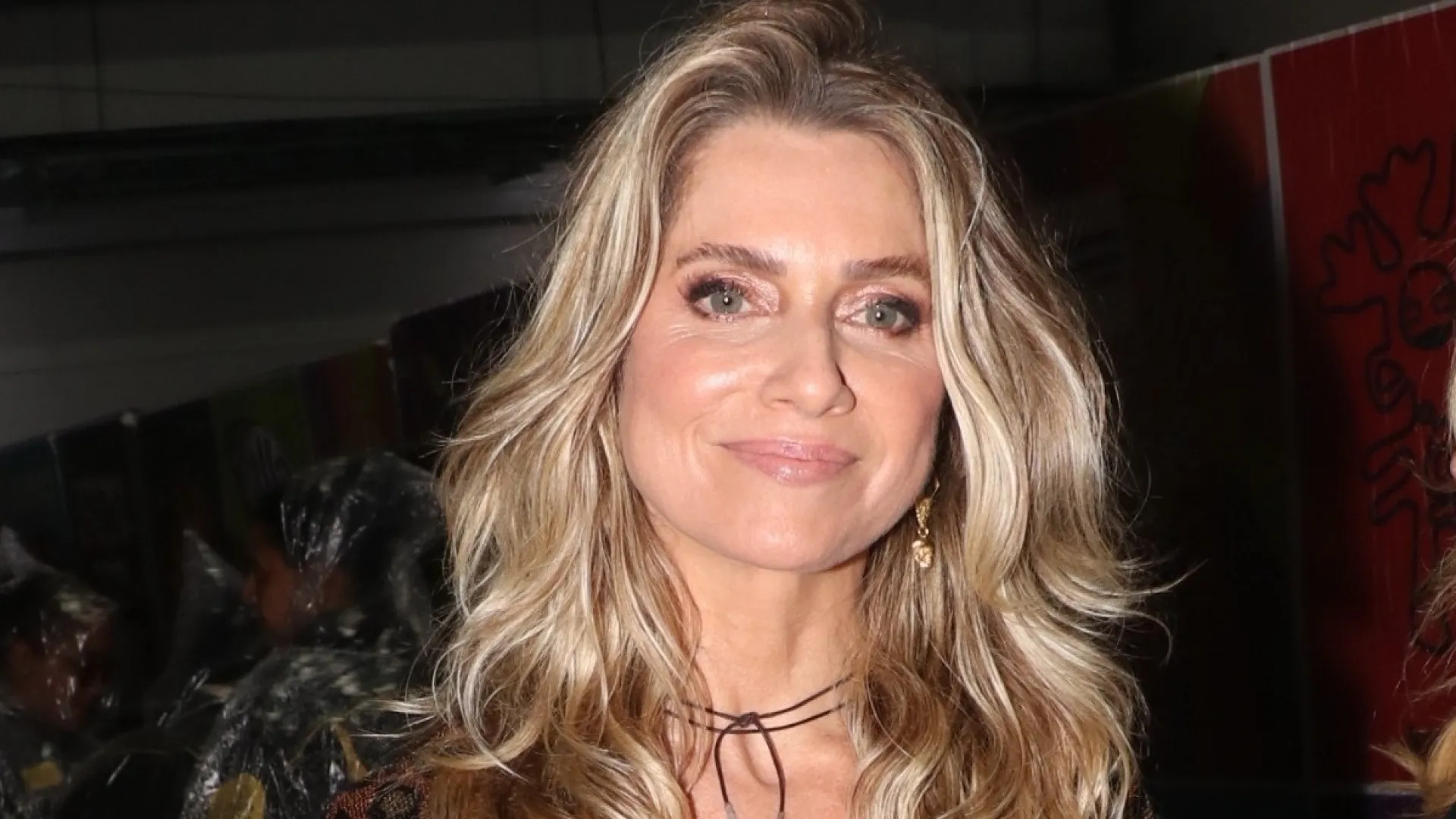 apos-6-anos,-leticia-spiller-volta-as-novelas-e-vive-cantora-sertaneja