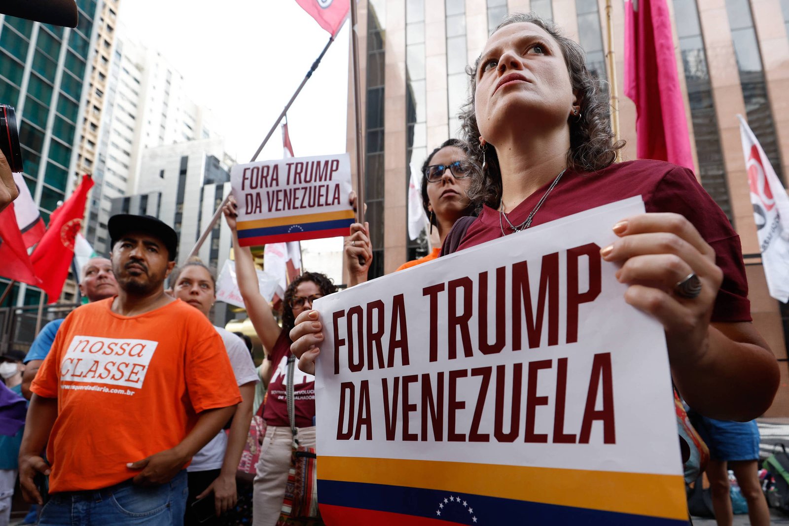 podcast-discute-novas-ameacas-de-trump-a-paises-da-america-latina