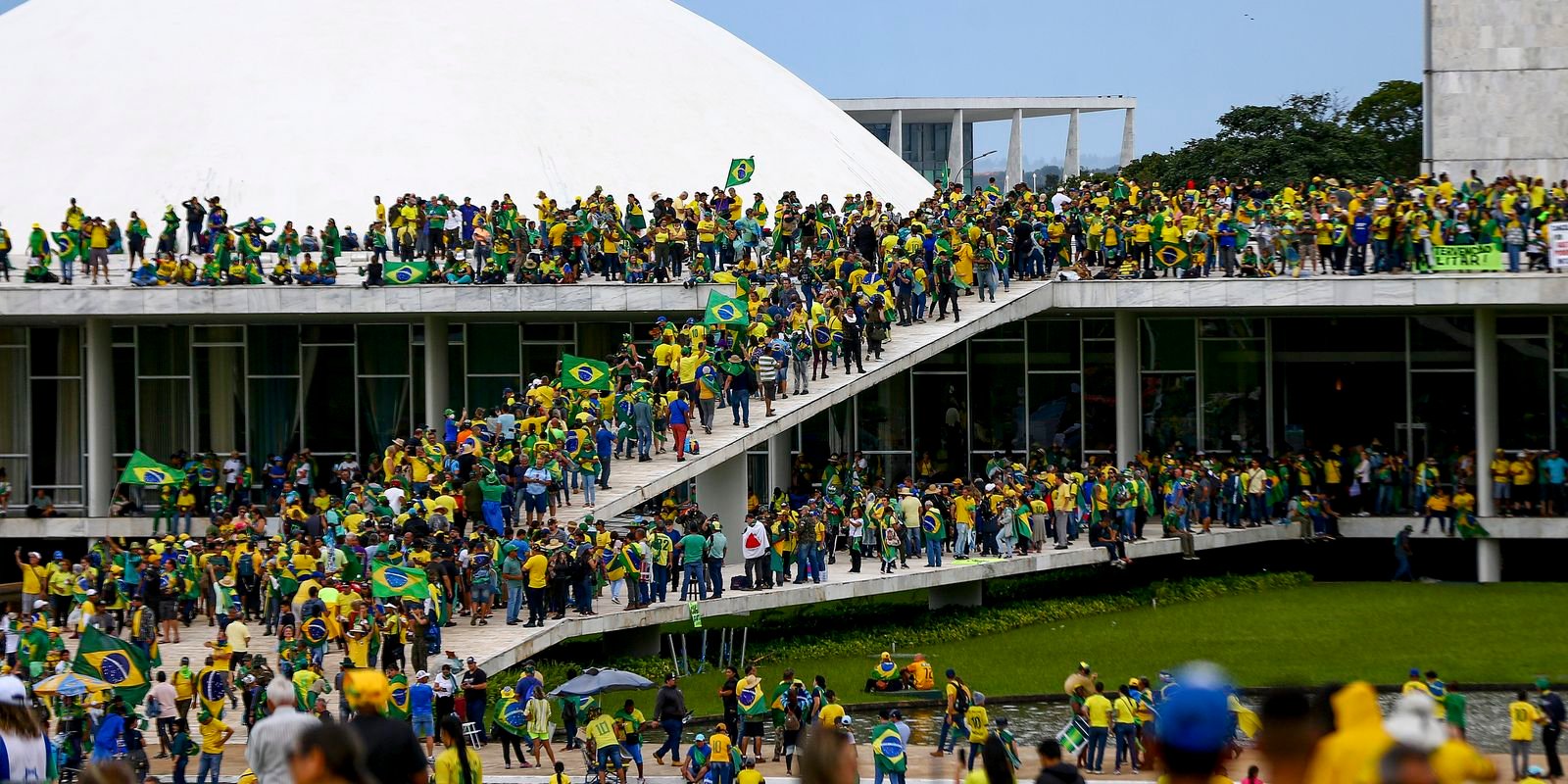 brasilia-recebe-eventos-pro-democracia-nos-tres-anos-de-atos-golpistas