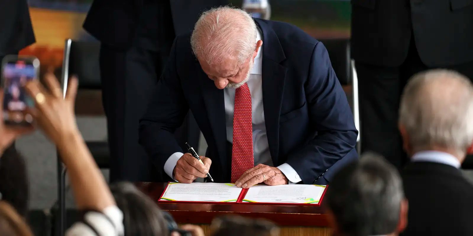 lula-veta-integralmente-pl-da-dosimetria