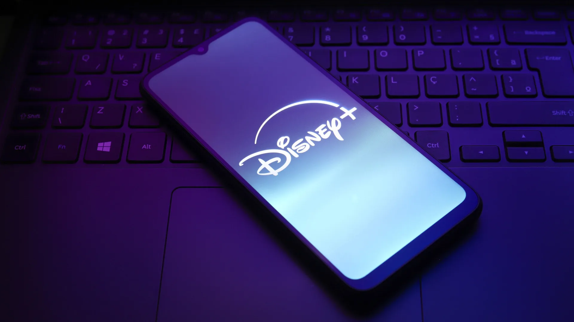 disney+-prepara-feed-de-videos-verticais-inspirado-nas-redes-sociais