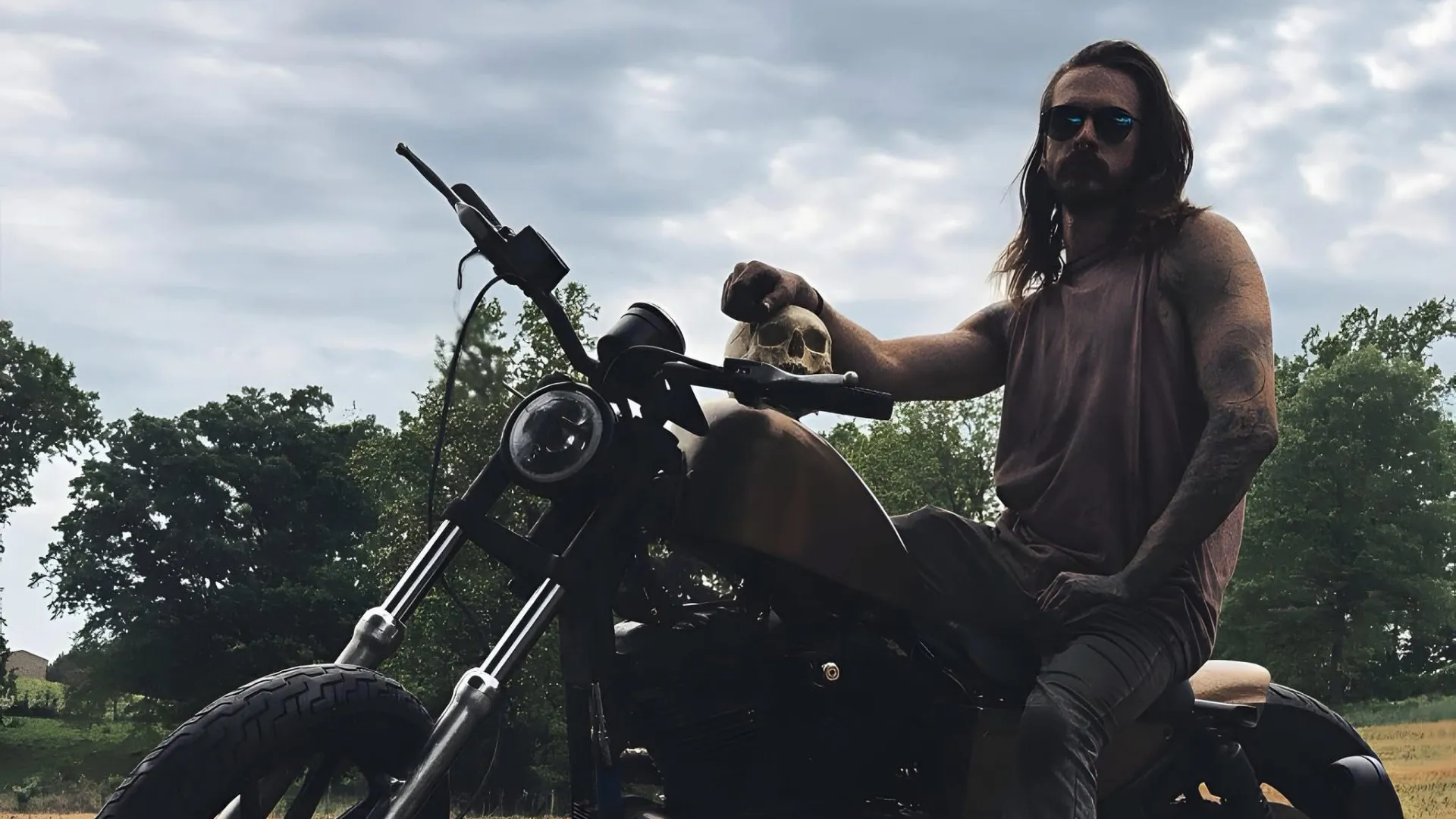 policia-encontra-centenas-de-ossadas-em-porao-de-homem:-“filme-de-terror”