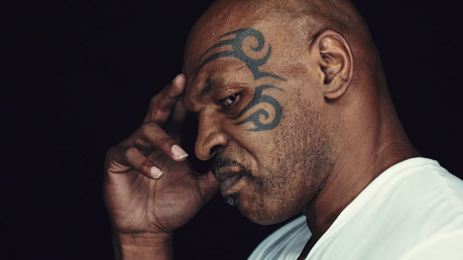 diddy-recorreu-a-mike-tyson-para-entregar-pedido-de-indulto-a-trump,-diz-jornal