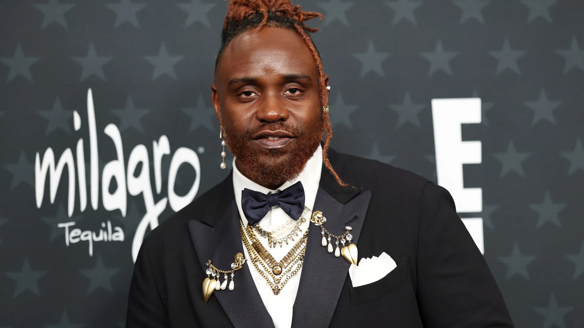 brian-tyree-henry-homenageia-wagner-moura-apos-vitoria-no-globo-de-ouro